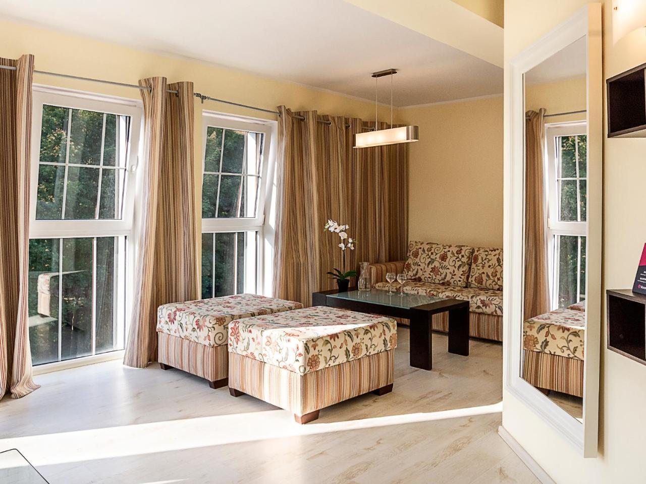Vacationclub - Rezydencja Bursztyn Apartament 31 Swinoujscie Dış mekan fotoğraf